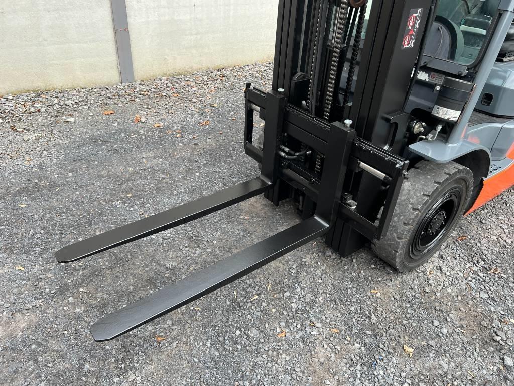 Toyota 02-8FGF25 Empilhadores a gás