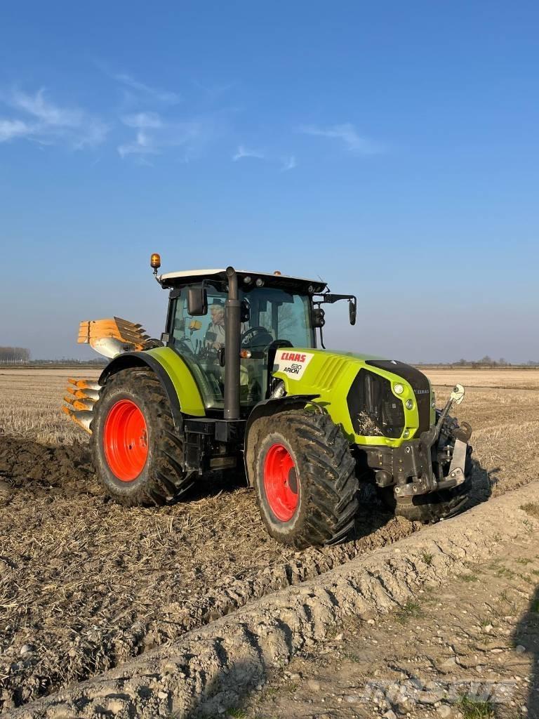 CLAAS Arion 630 Tratores Agrícolas usados