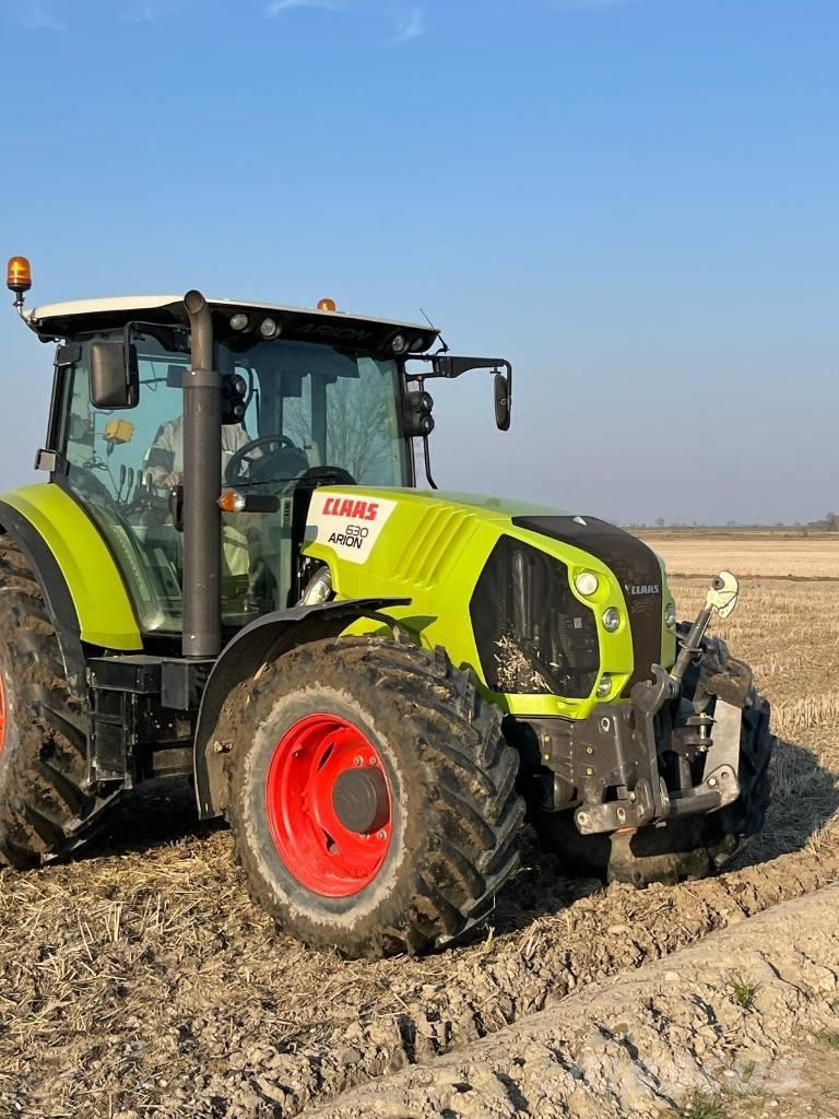 CLAAS Arion 630 Tratores Agrícolas usados