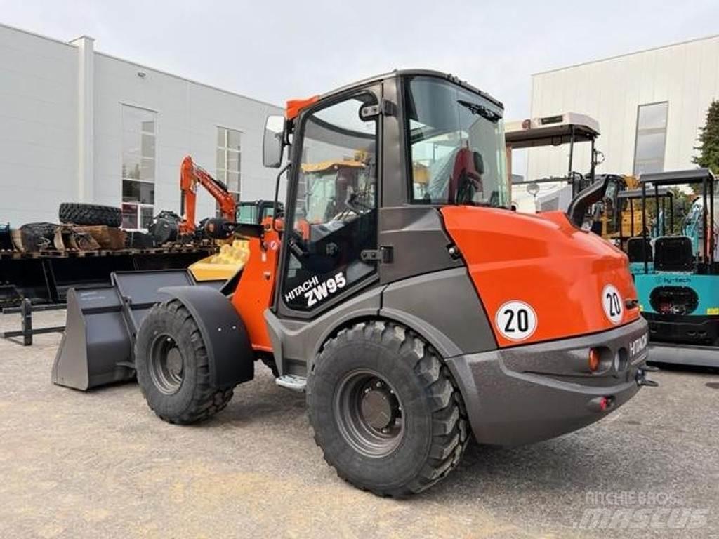 Hitachi ZW95-6C Pás carregadoras de rodas