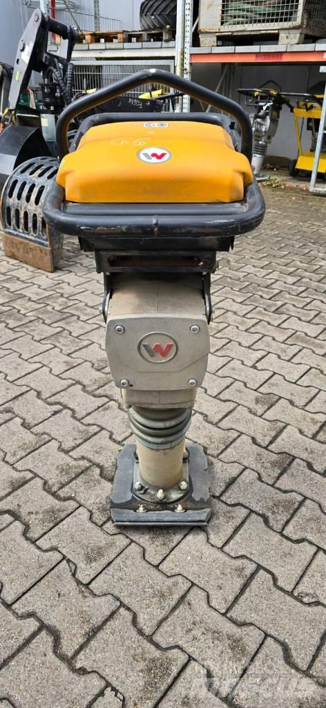 Wacker Neuson AS50e Saltitões