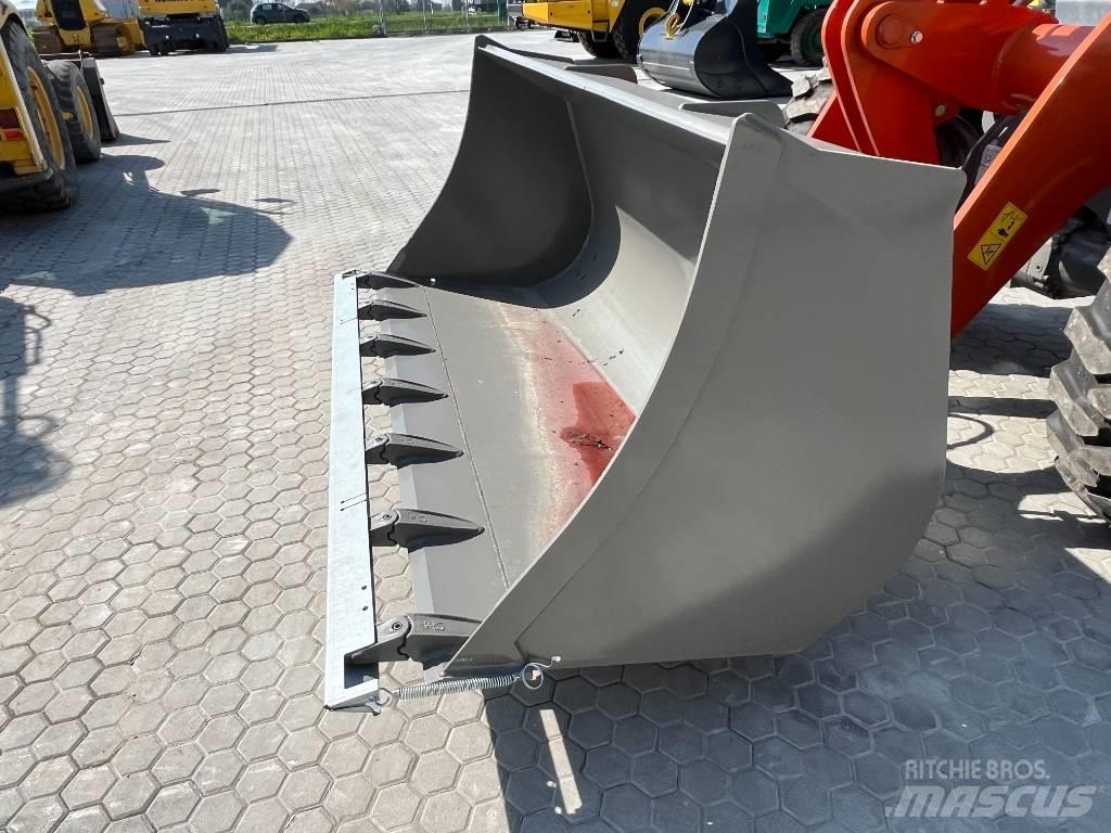 Weycor AR560 Pás carregadoras de rodas