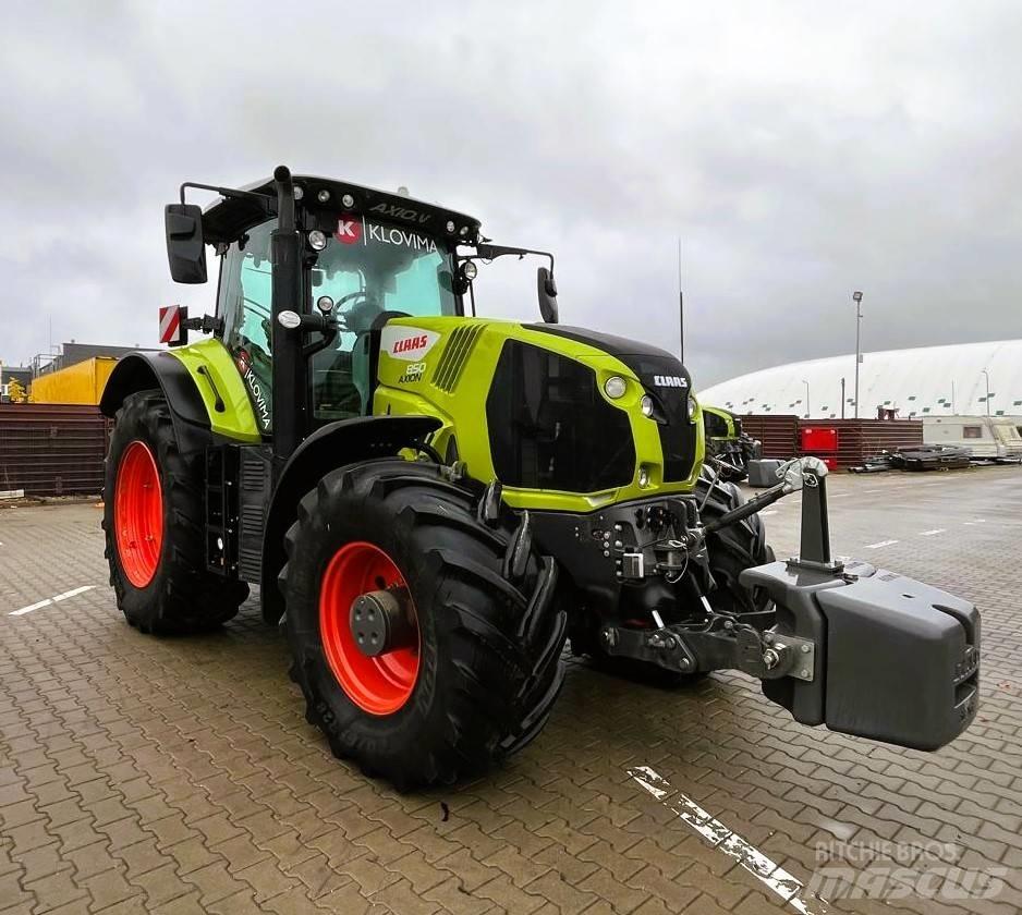 CLAAS Axion 850 Tratores Agrícolas usados