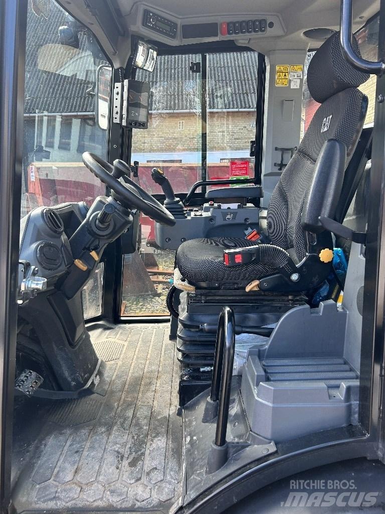CAT 906 Pás carregadoras de rodas
