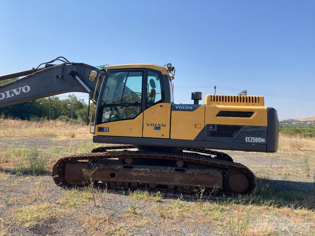 Volvo EC 250 D N L Escavadoras de rastos