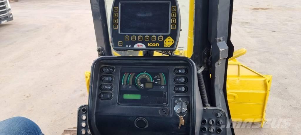Komatsu D 51 EX-22 Dozers - Tratores rastos