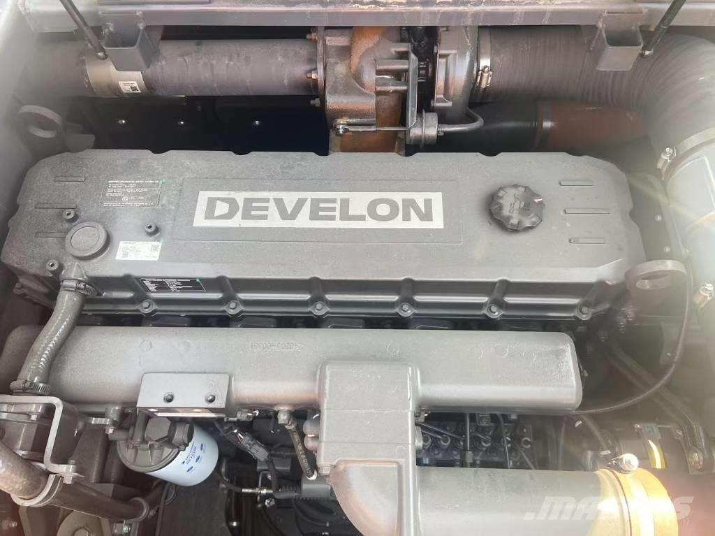 Develon DX 450 Escavadoras de rastos