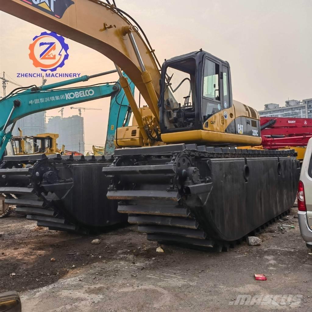 CAT 320 C Escavadoras anfíbias