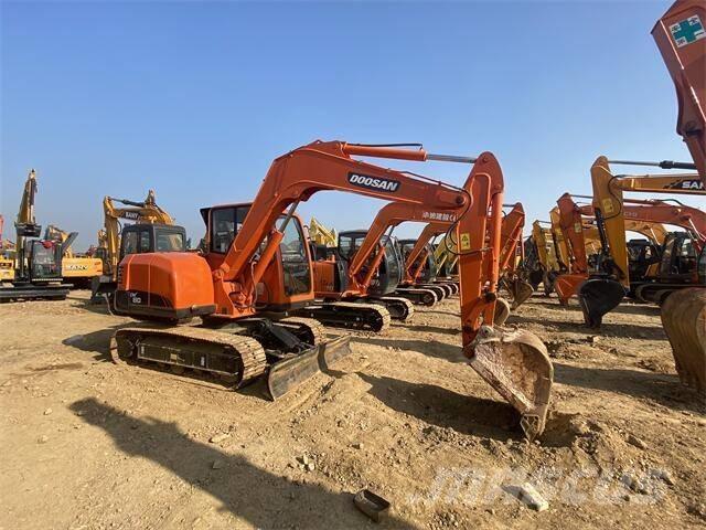 Doosan DX80 Mini Escavadoras <7t