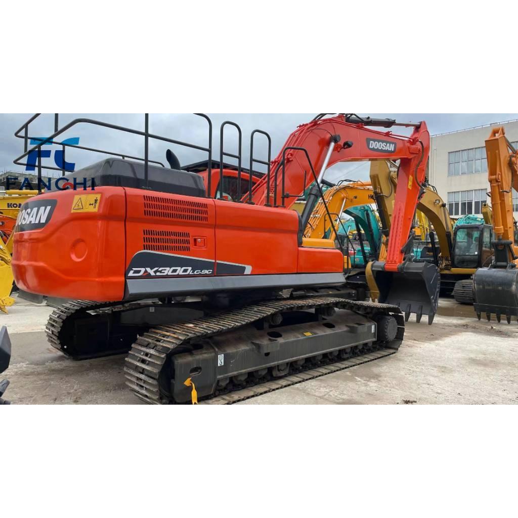 Doosan DX300 Escavadoras de rastos