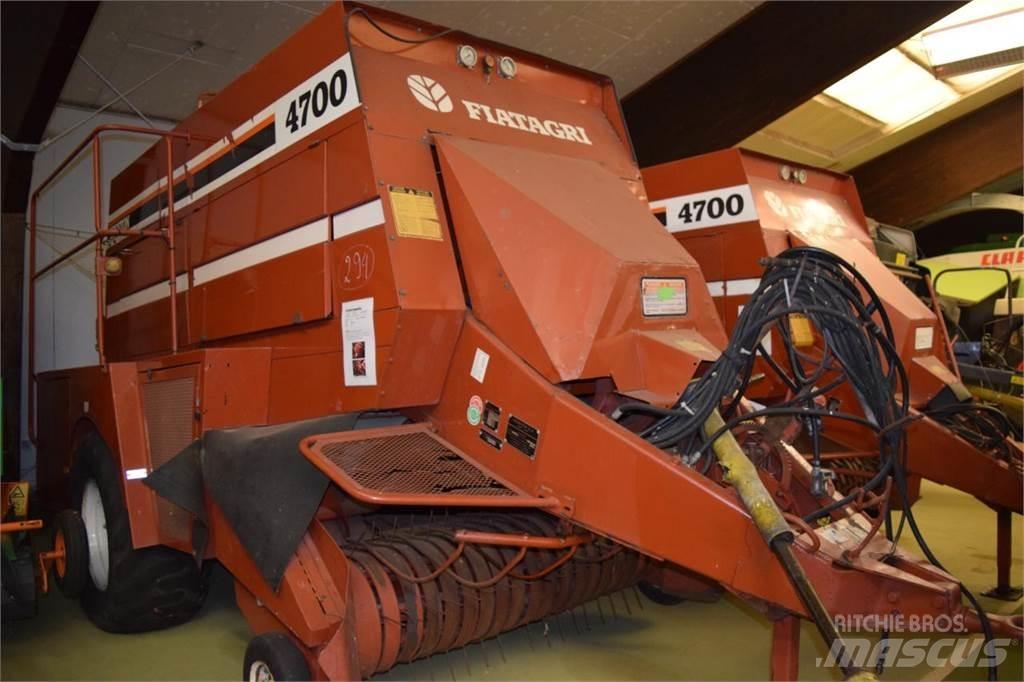 Fiat Hesston 4700 Enfardadeira de fardos quadrados