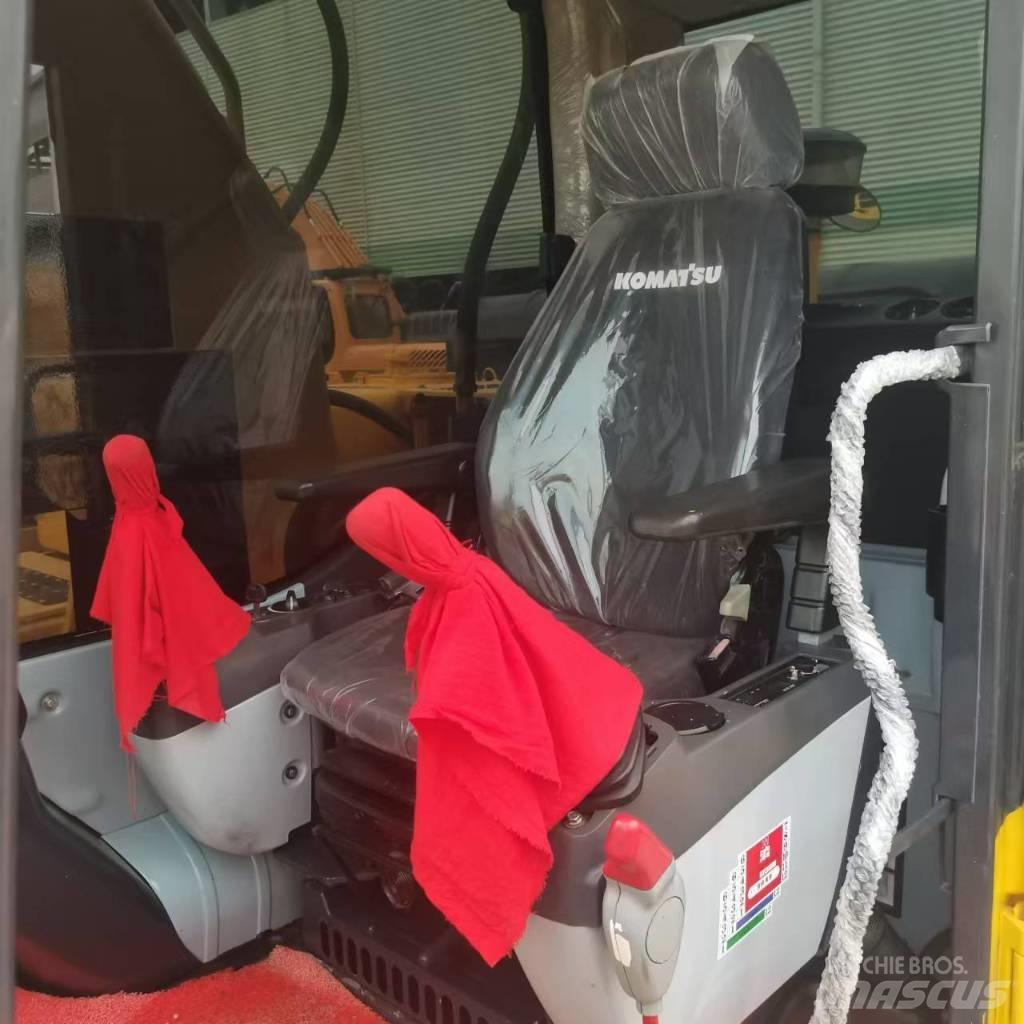 Komatsu 220-8 Mini Escavadoras <7t