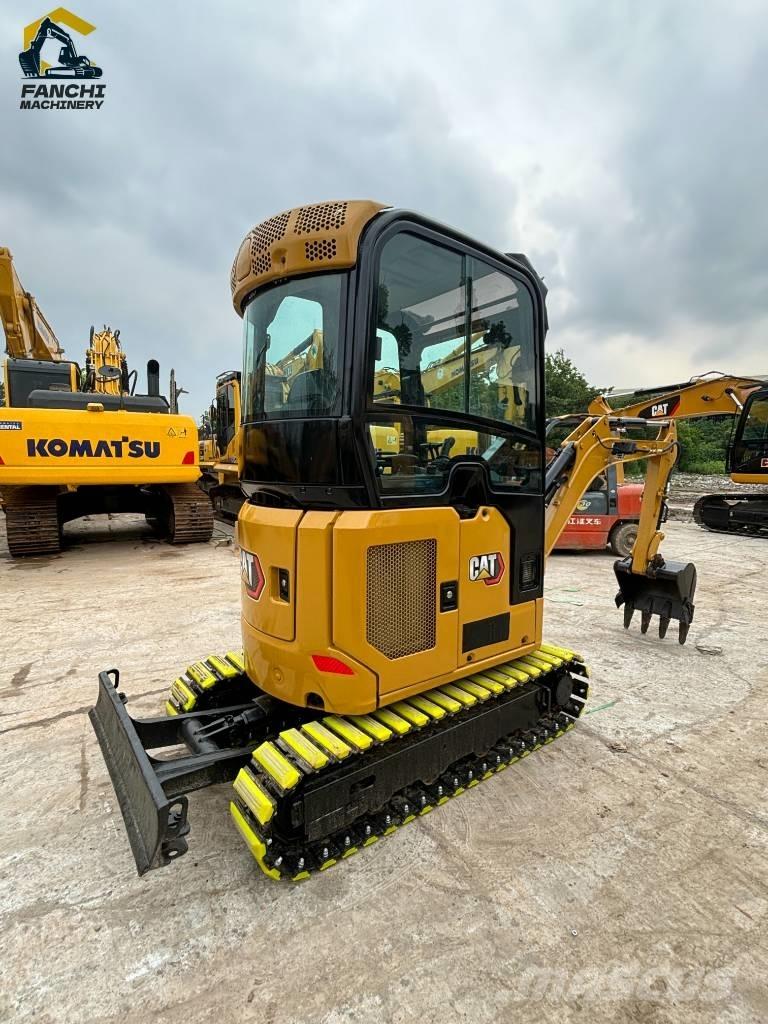CAT 302 Mini Escavadoras <7t