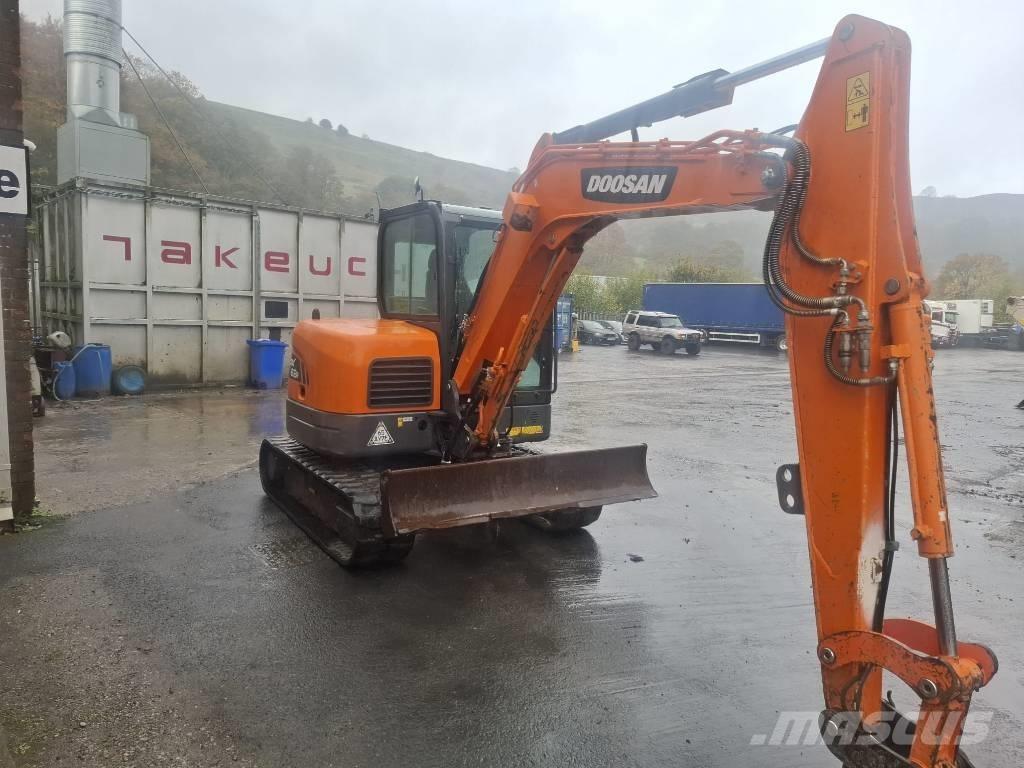 Doosan DX 62 R-3 Mini Escavadoras <7t