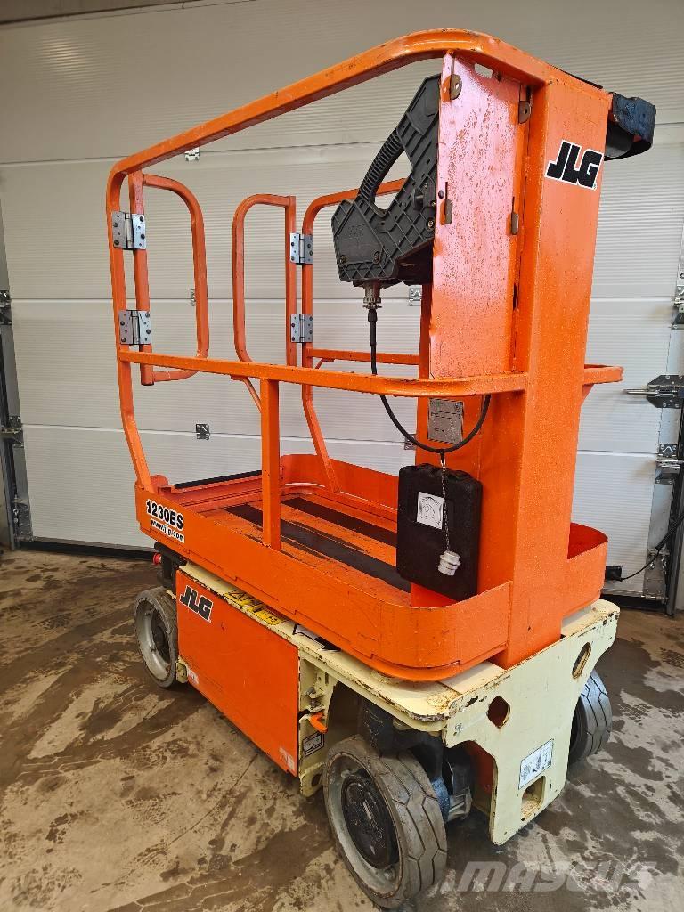 JLG 1230 ES Plataformas de Mastro Vertical