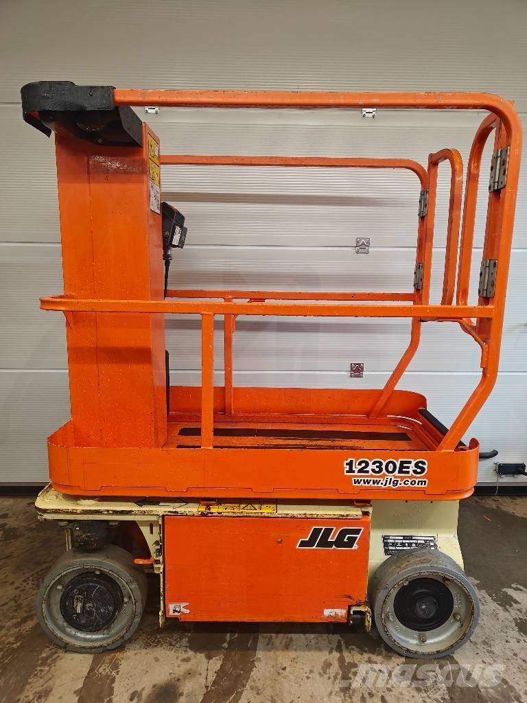 JLG 1230 ES Plataformas de Mastro Vertical