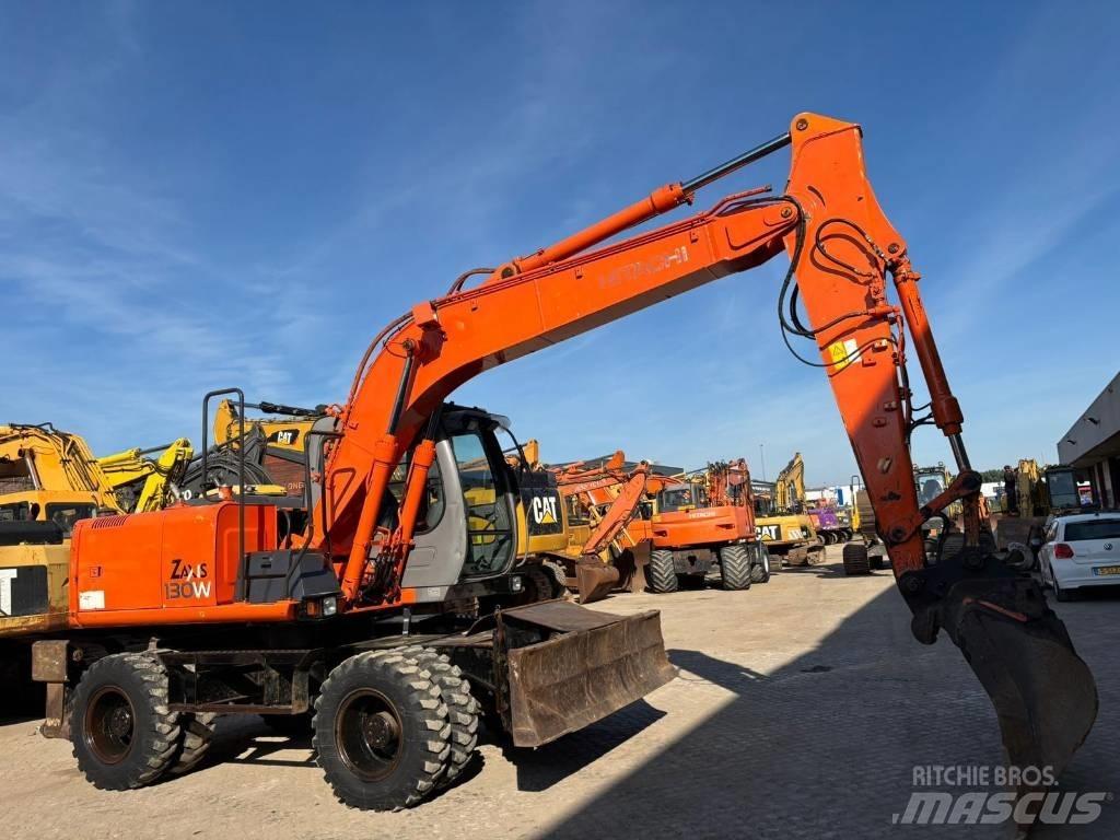 Hitachi ZX 130 W Escavadoras de rodas