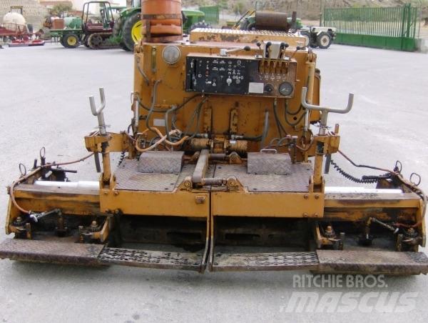 Case F25V Pavimentadoras de asfalto