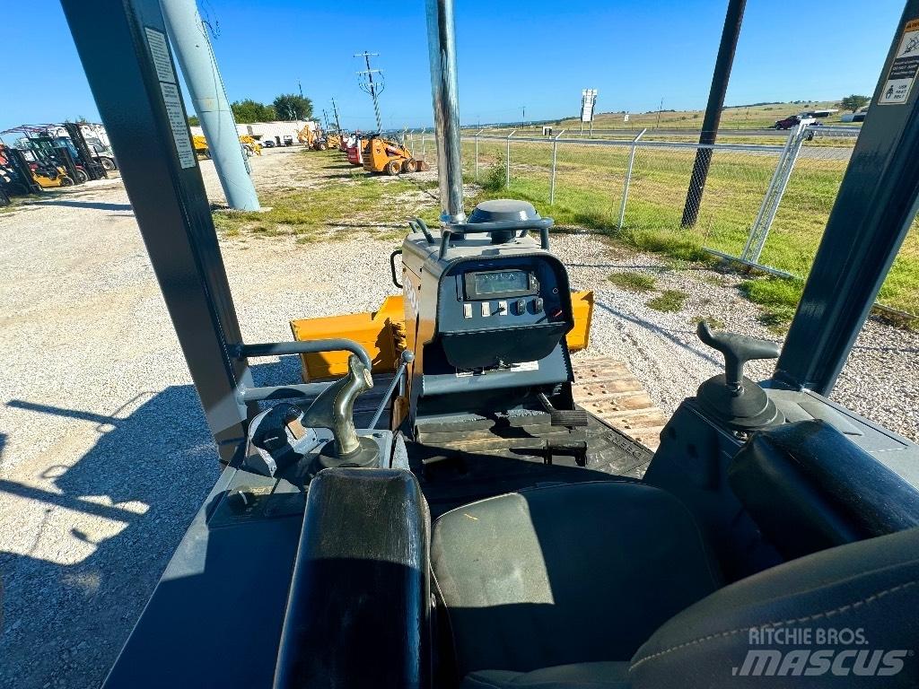 DEERE 450J Dozers - Tratores rastos
