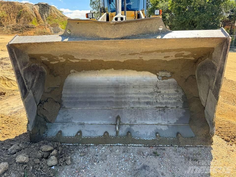 Volvo L 90 F Pás carregadoras de rodas