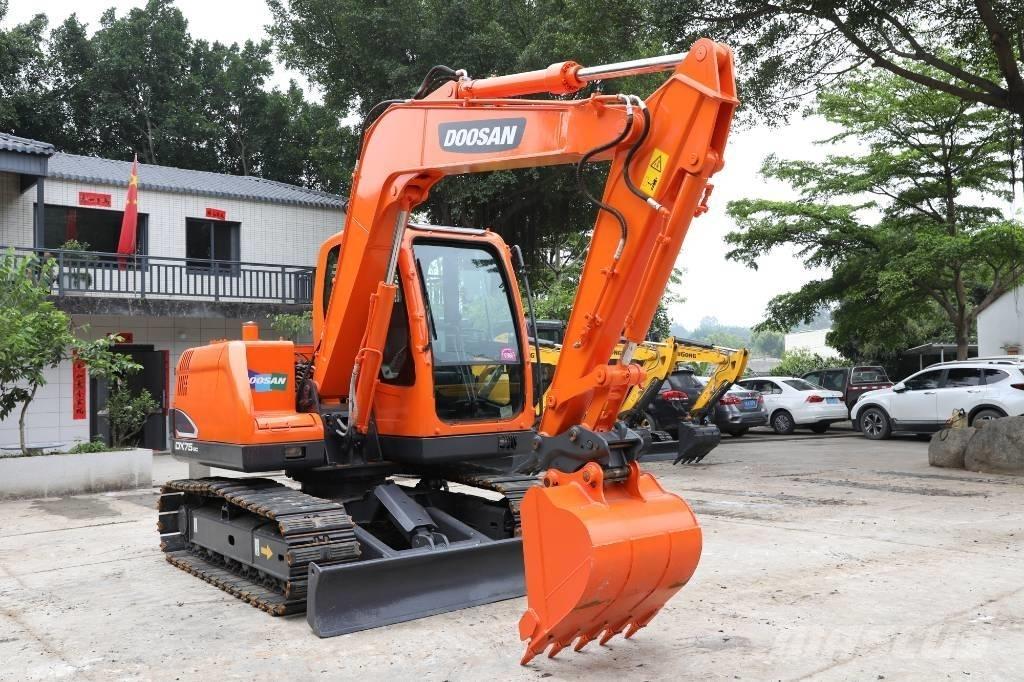 Doosan DX 75-9 C Mini Escavadoras <7t