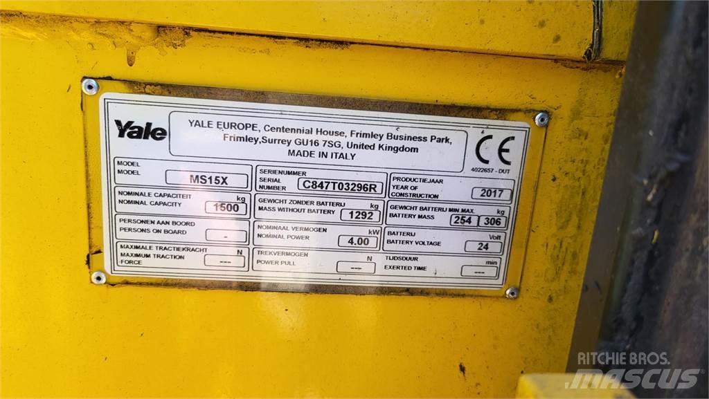 Yale MS15X 2017 Empilhador para operador externo