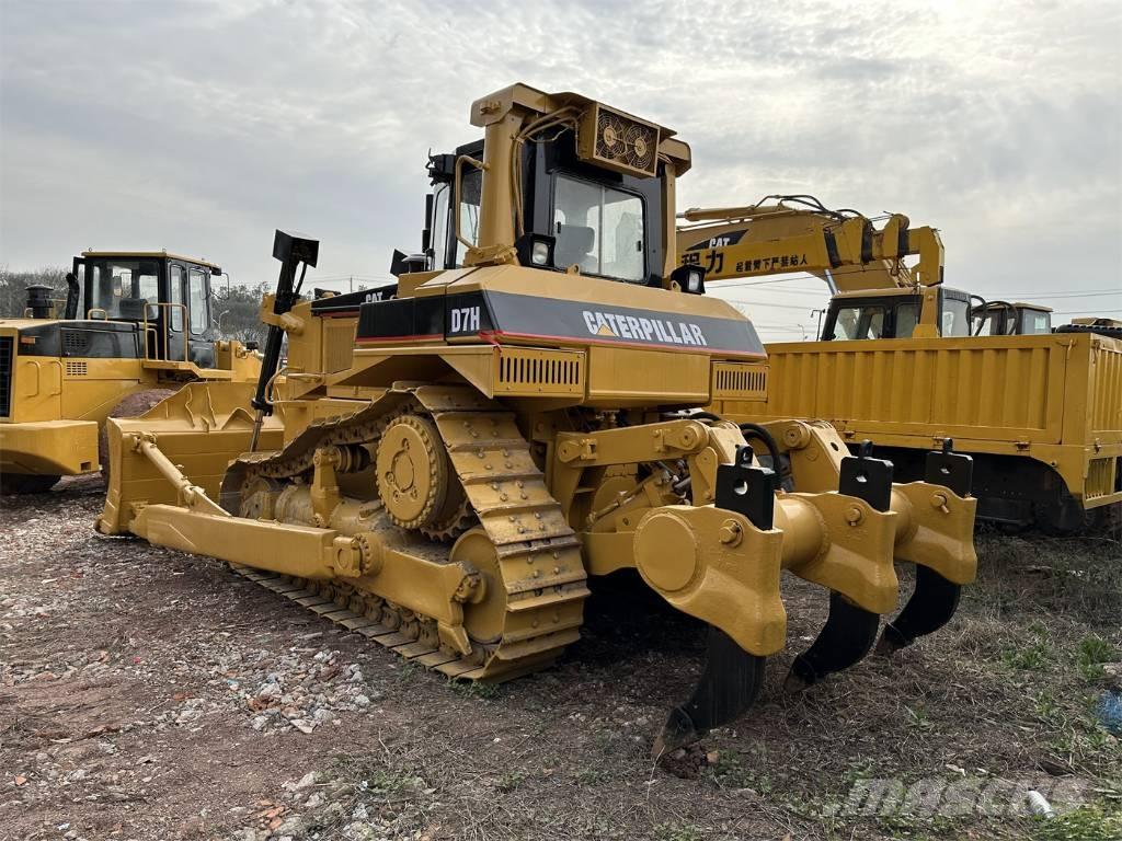 CAT D7H Dozers - Tratores rastos