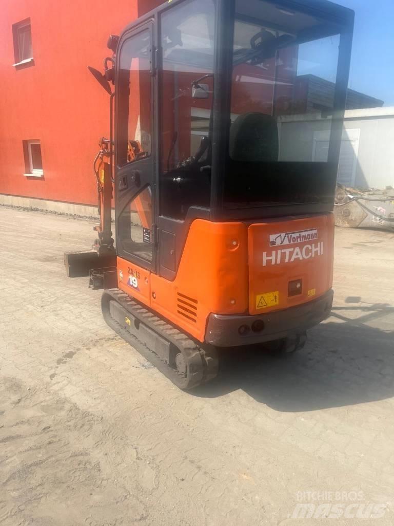 Hitachi ZX 19 Mini Escavadoras <7t