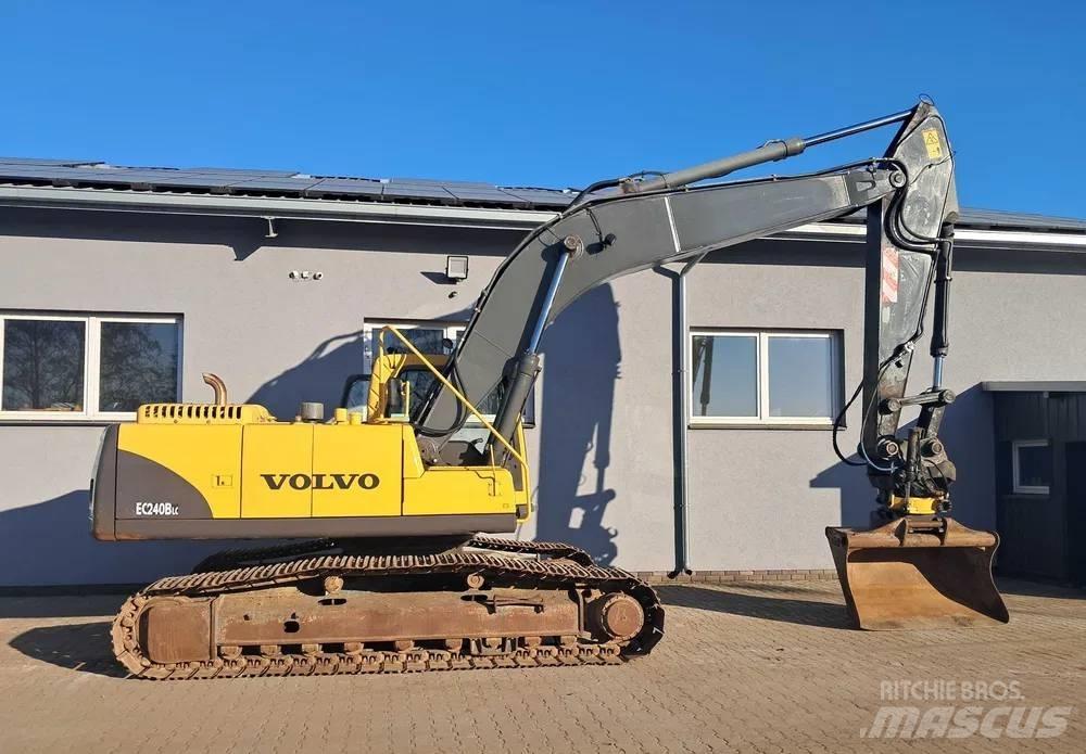 Volvo EC 240 B LC Escavadoras de rastos