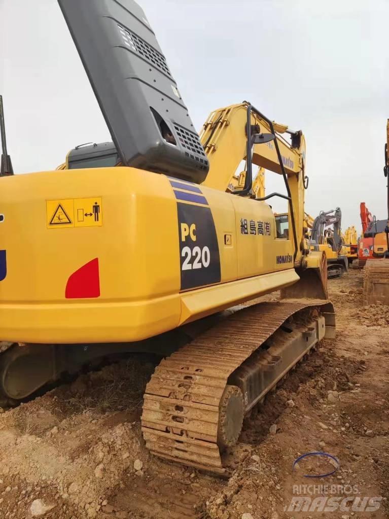 Komatsu PC220 Escavadoras de rastos