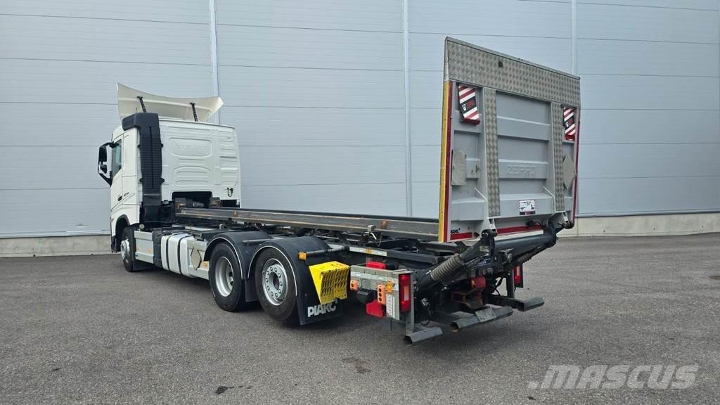 Volvo FH Camiões caixa desmontável com elevador de cabo