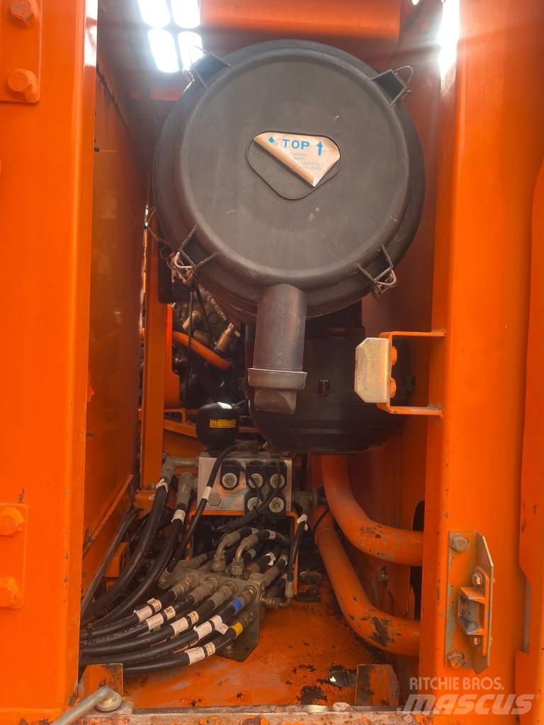 Doosan DX 180 LC Escavadoras de rastos