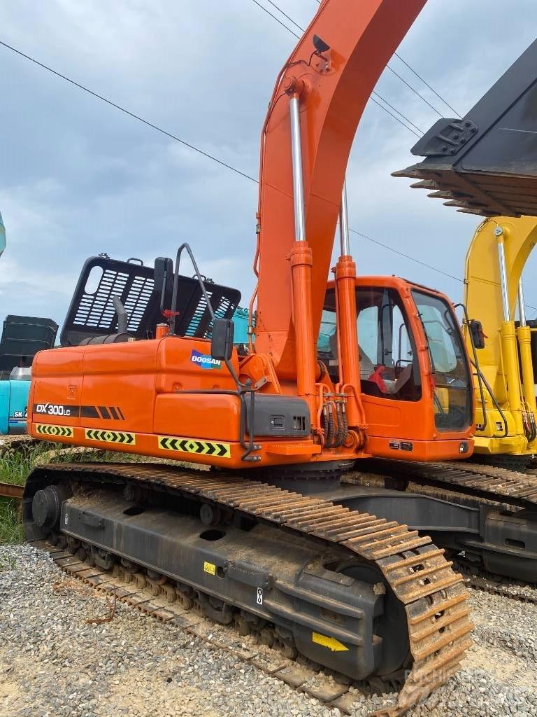 Doosan DX 300 LC Escavadoras de rastos