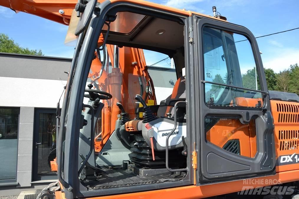 Doosan DX 140 W Escavadoras de rodas