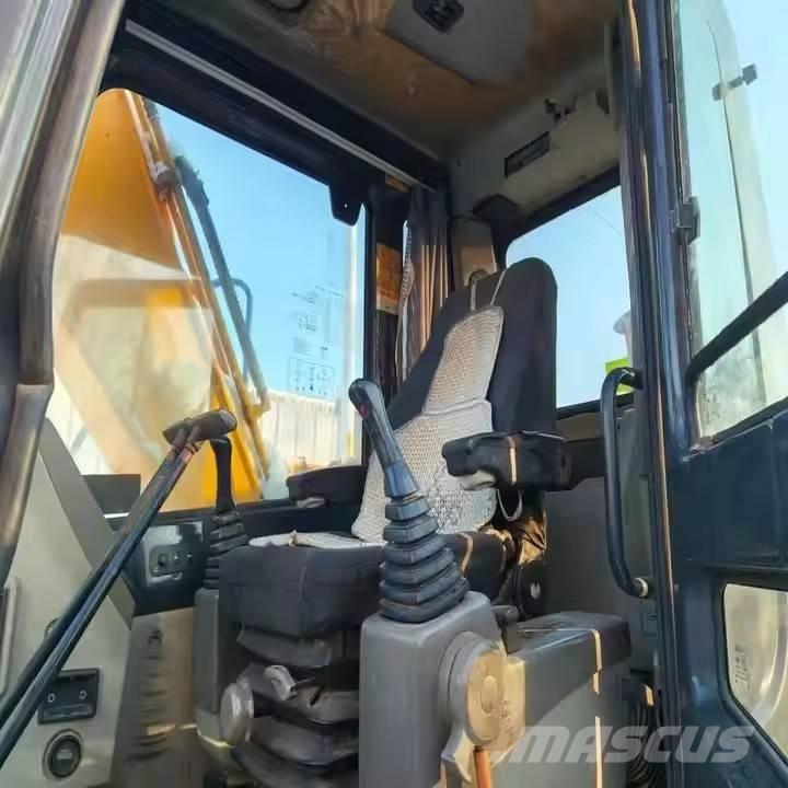 Hyundai 110 VS Escavadoras de rastos
