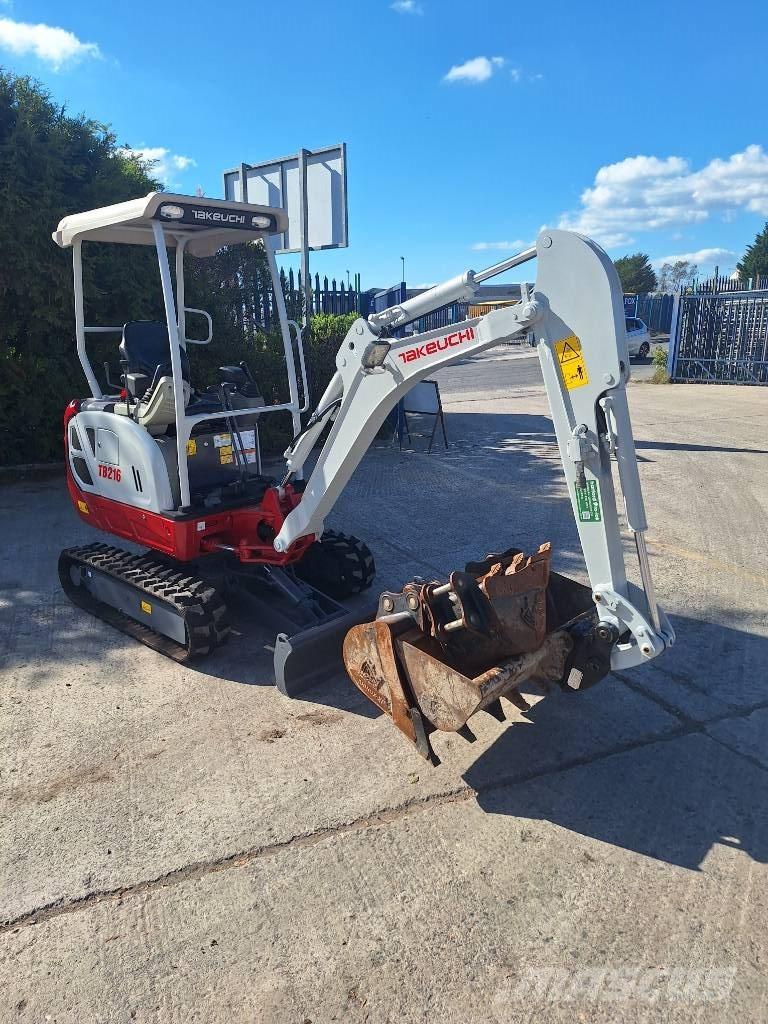 Takeuchi TB 216 Mini Escavadoras <7t