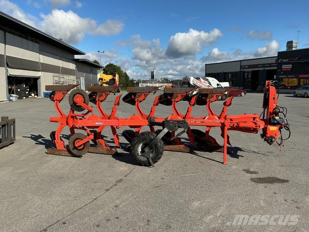 Kuhn Vari-Master 123 Charruas reversíveis