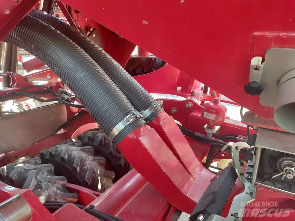 Horsch Pronto 8 DC Perfuradoras