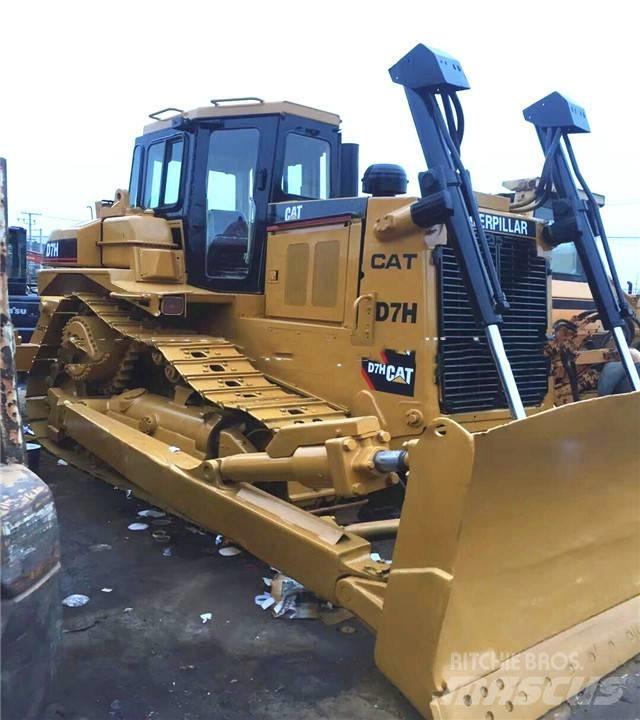 CAT D7H Dozers - Tratores rastos