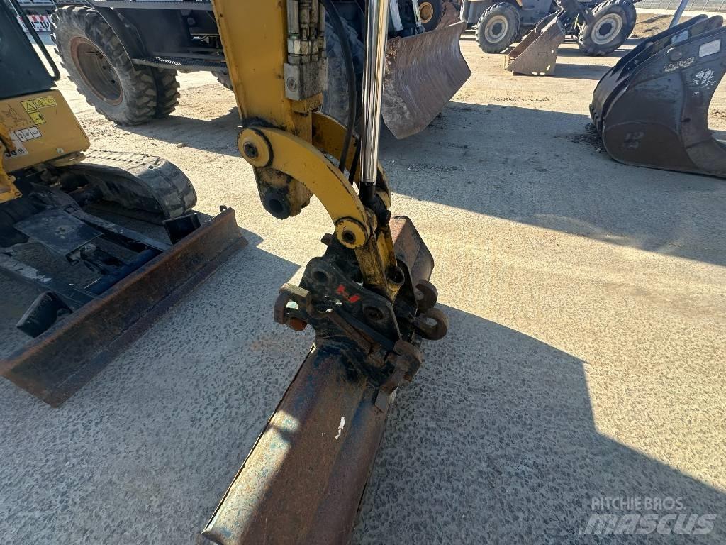 CAT 301.8 Mini Escavadoras <7t