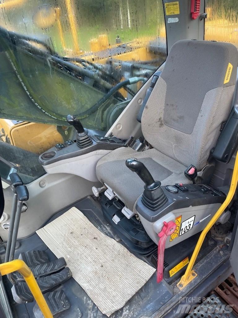 Volvo EC210C Escavadoras de rastos