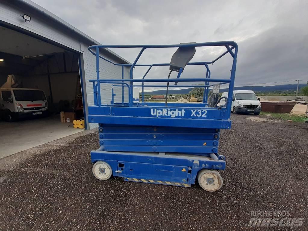 UpRight X 32 Elevadores de tesoura