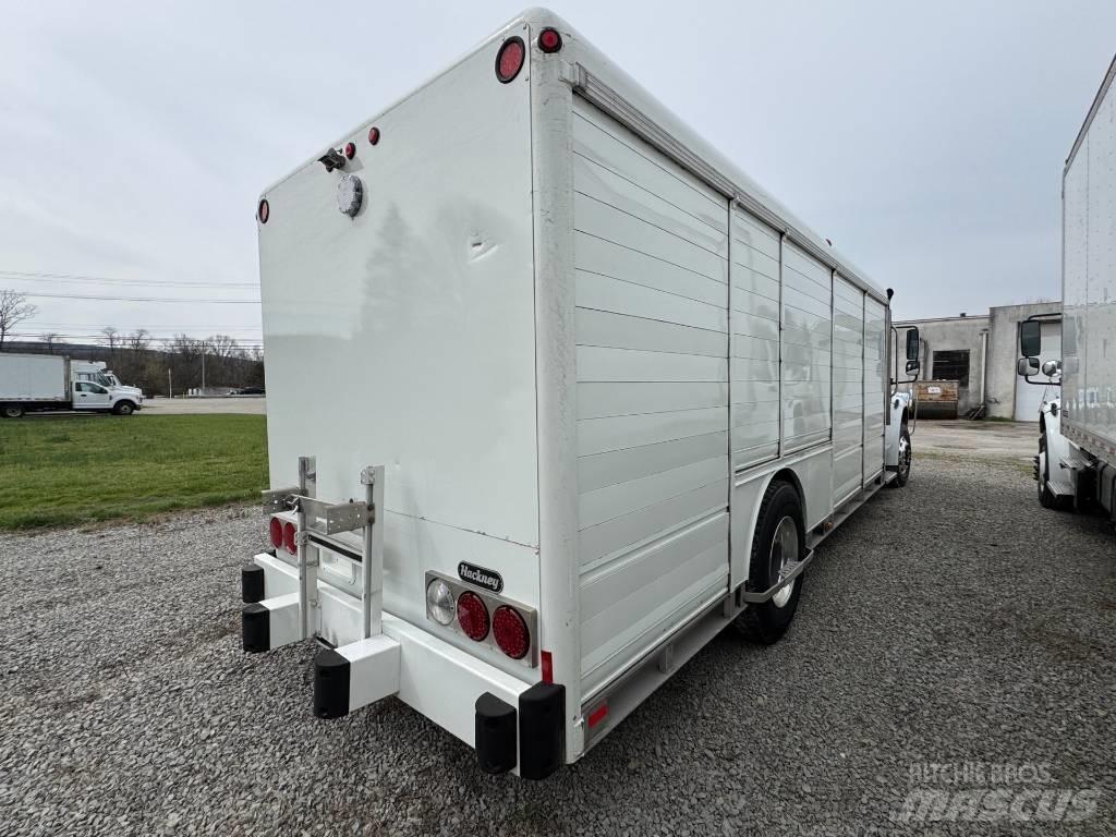 Freightliner M2 Camiões de entrega de bebidas