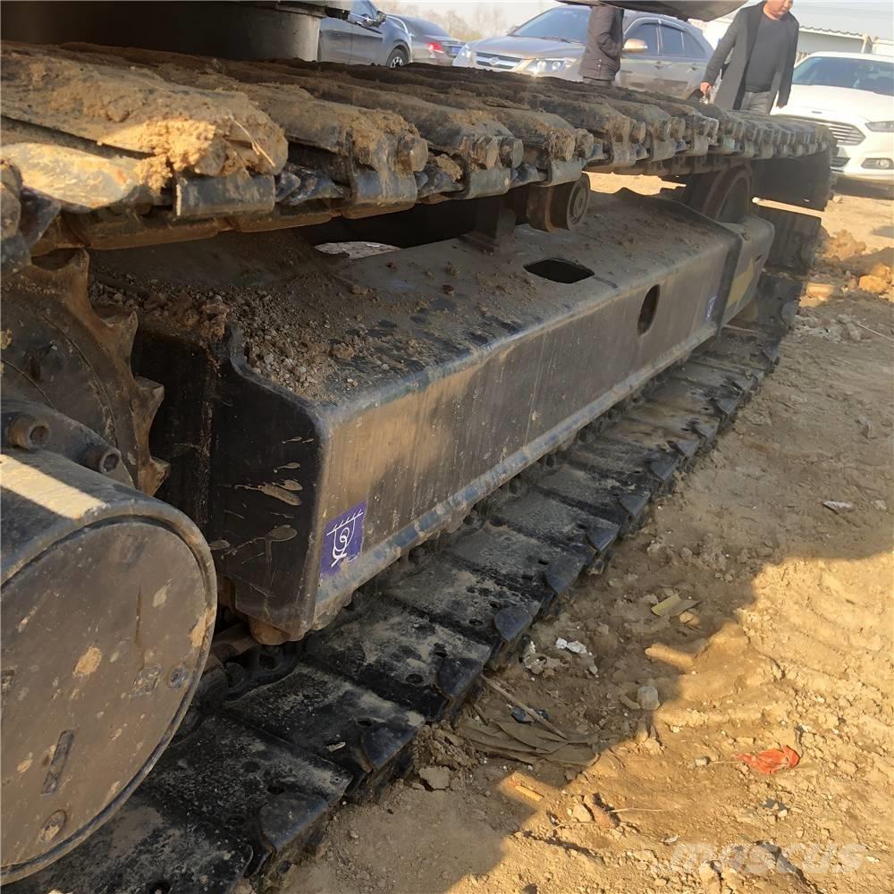 Hitachi ZX70-5A Escavadoras Midi 7t - 12t