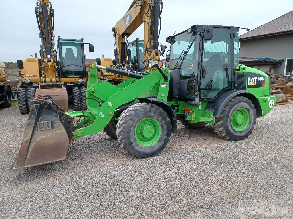 CAT 906M Pás carregadoras de rodas