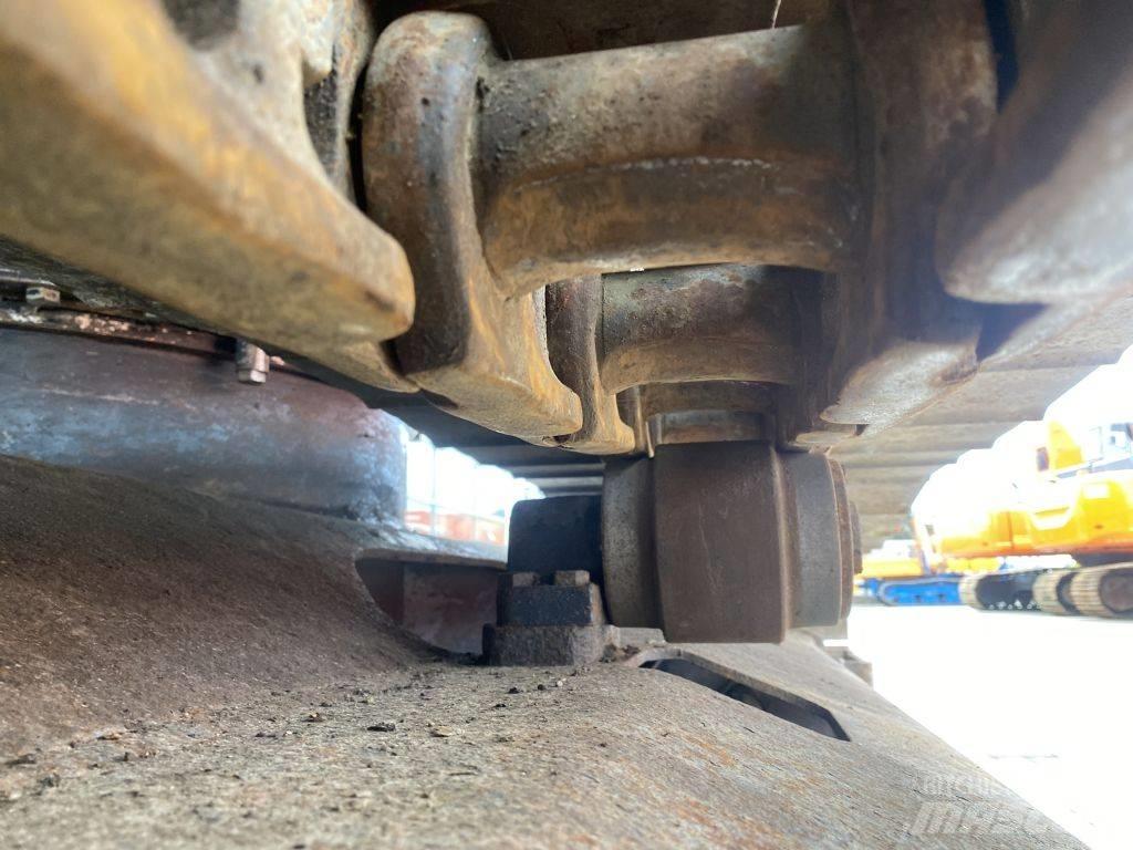 Hitachi EX 150 LC 5 Escavadoras de rastos