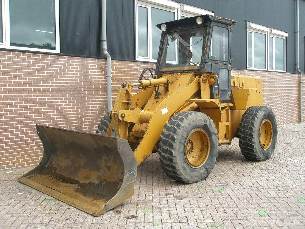 Komatsu W40-2 Pás carregadoras de rodas