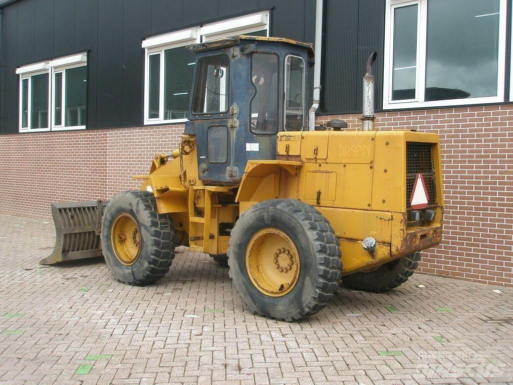 Komatsu W40-2 Pás carregadoras de rodas