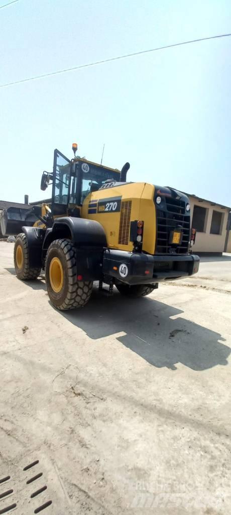 Komatsu WA270-8 Pás carregadoras de rodas