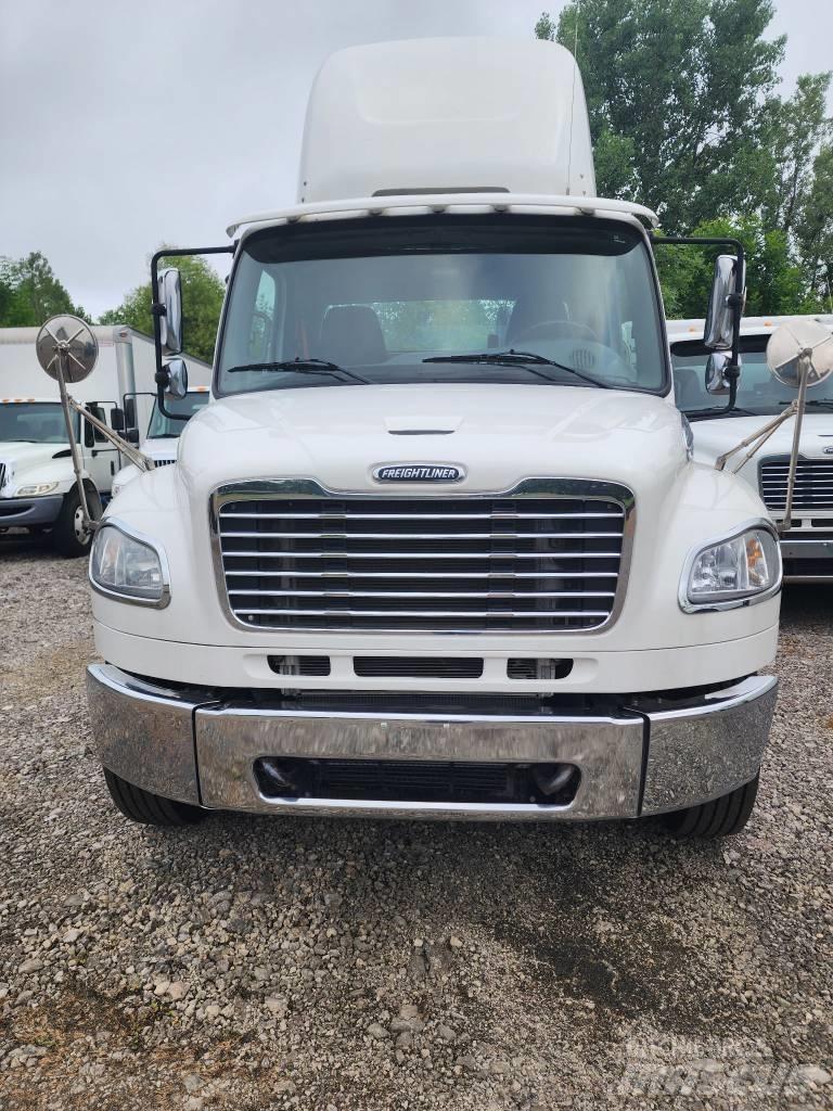 Freightliner M2 Tractores (camiões)